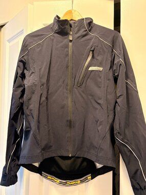 Sugoi Women’s Navy Blue Running Jacket – Size Medium